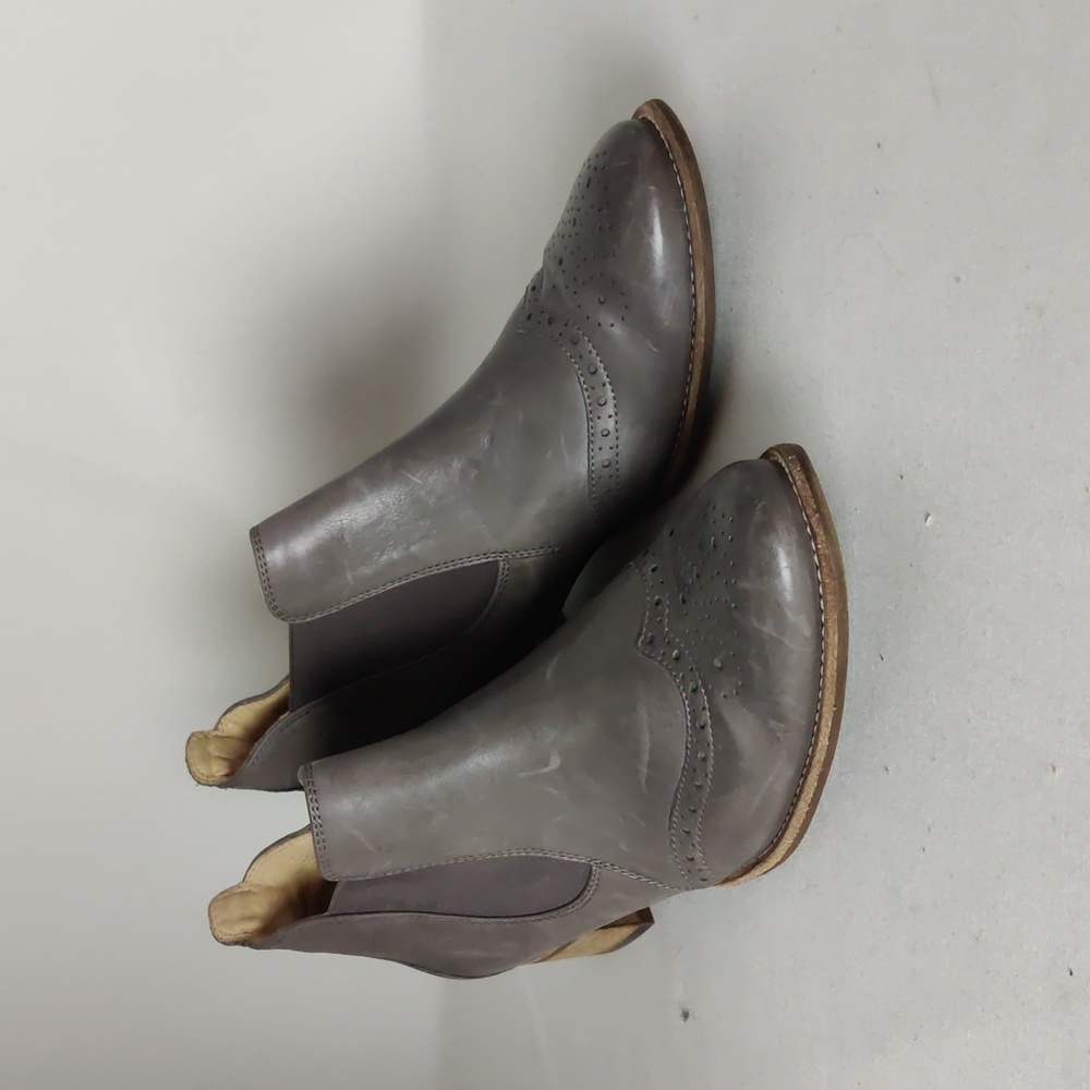 Paul Green truffle grey Ava Booties US 9 UK 6.5